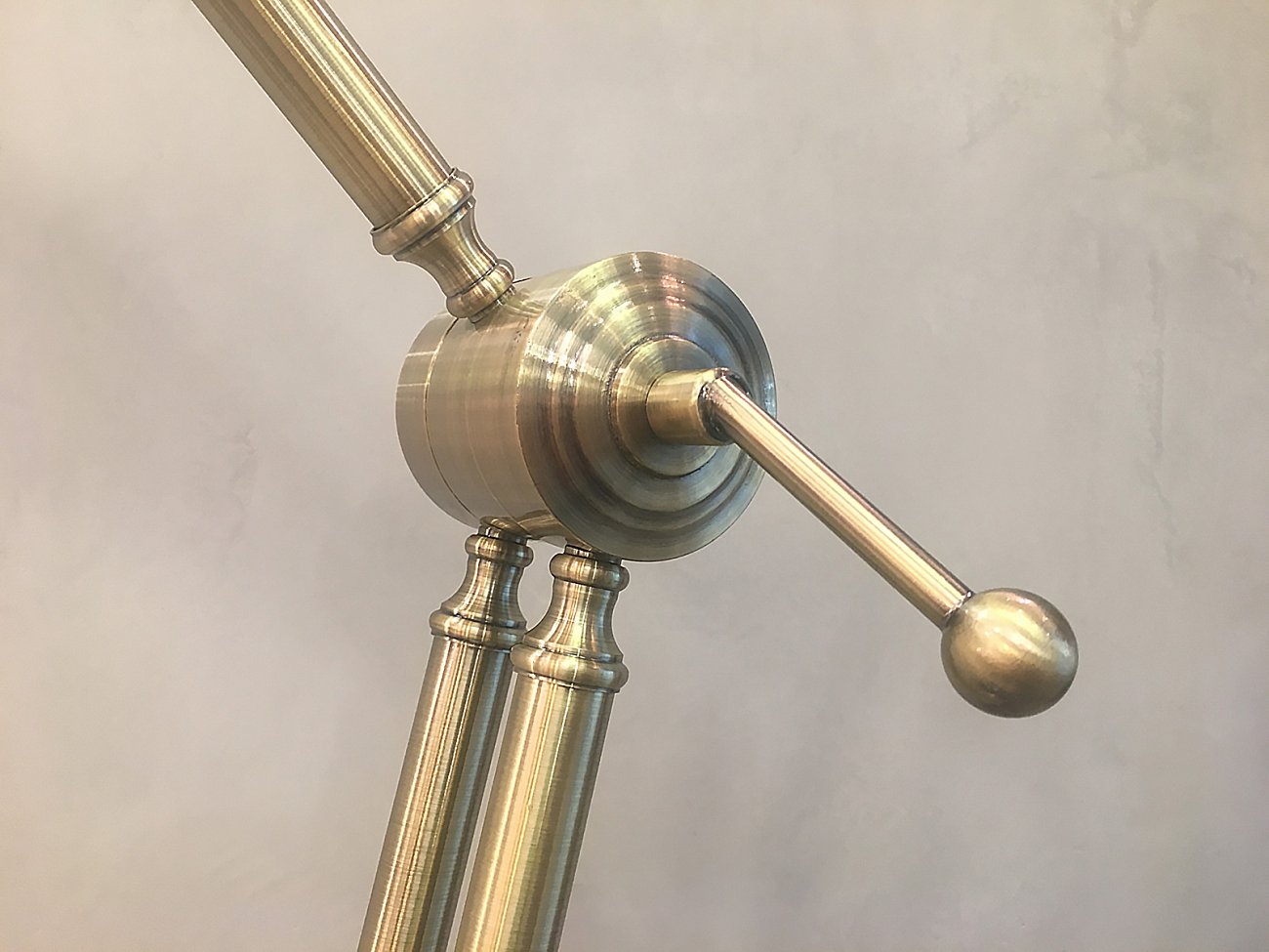 Настольная лампа 120х26 см латунь Delight Collection KM601T brass DELIGHT COLLECTION  00-3883008 Медь  - Вид №4