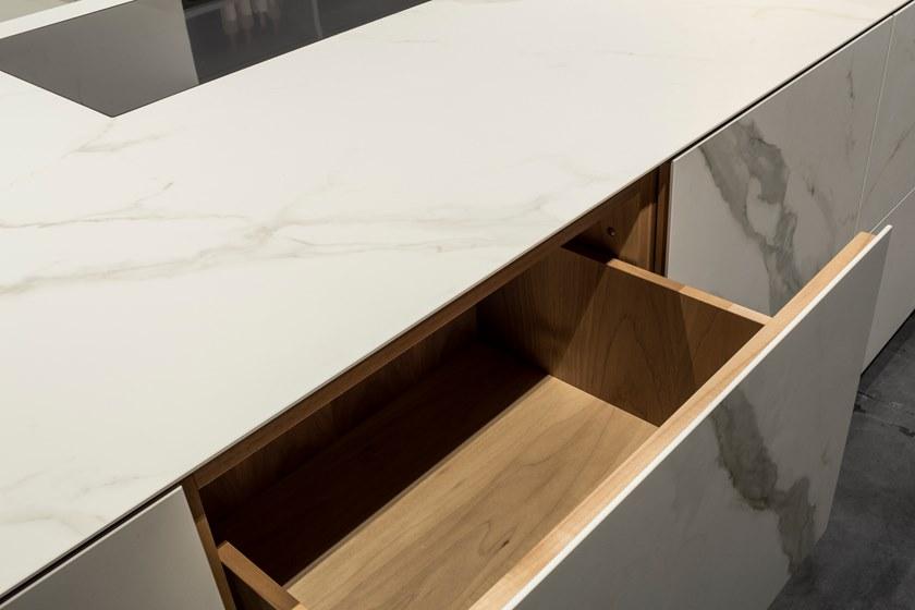 RIFRA Кухня с открыванием push-pull с островом Kube sun-id-1444871 - Вид №17