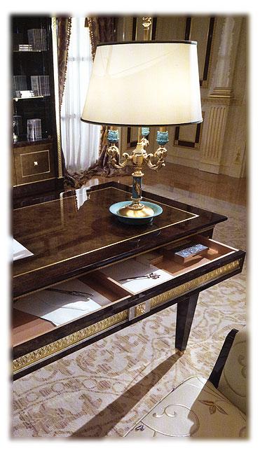 Письменный стол Arcade Royale TURRI T676/R Classic - Вид №1
