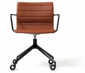 Diemme Поворотное офисное кресло из экокожи с 4-мя спицами и подлокотниками Miss