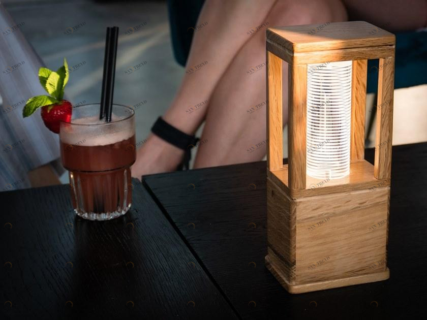 Kriladesign Аккумуляторная и переносная лампа  7004 