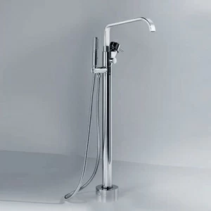 Novellini. Напольный смеситель для ванны круглый GRIFERÍA