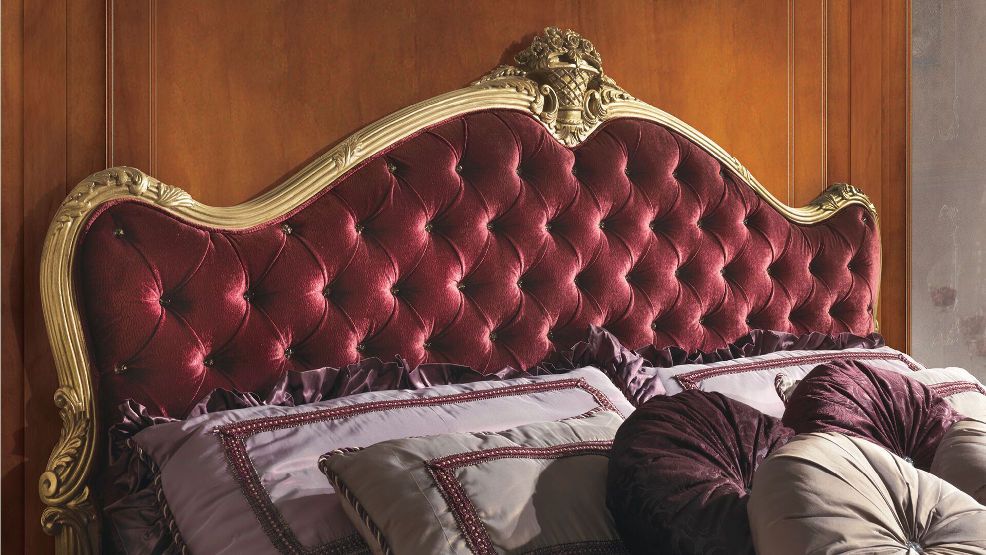 Кровать в стиле Людовика XV с капитонным изголовьем ANGELO CAPPELLINI Timeless Italian Style ARCH-00075143 - Вид №2