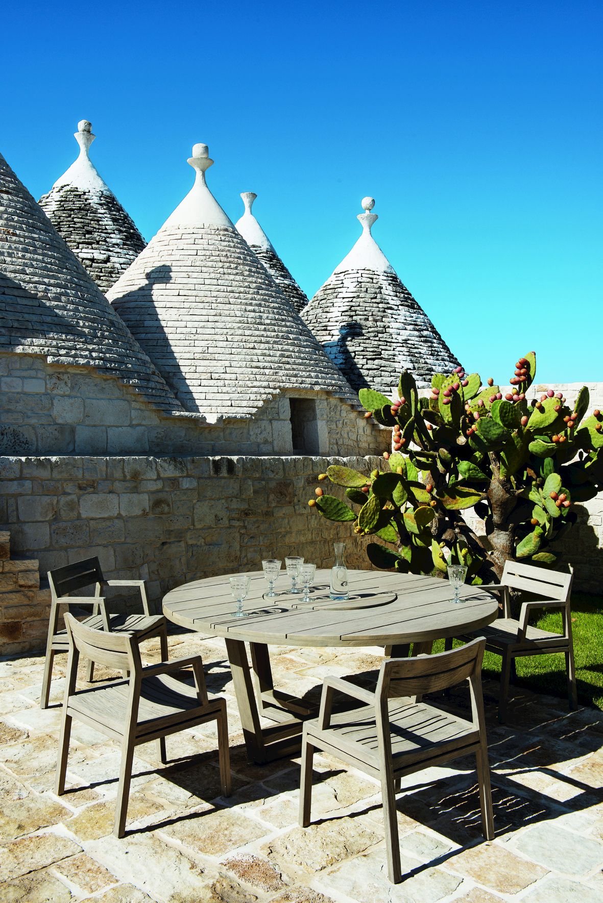 Стул для сада из тикового дерева с подлокотниками Ethimo Costes ARCH-00111921 - Вид №6