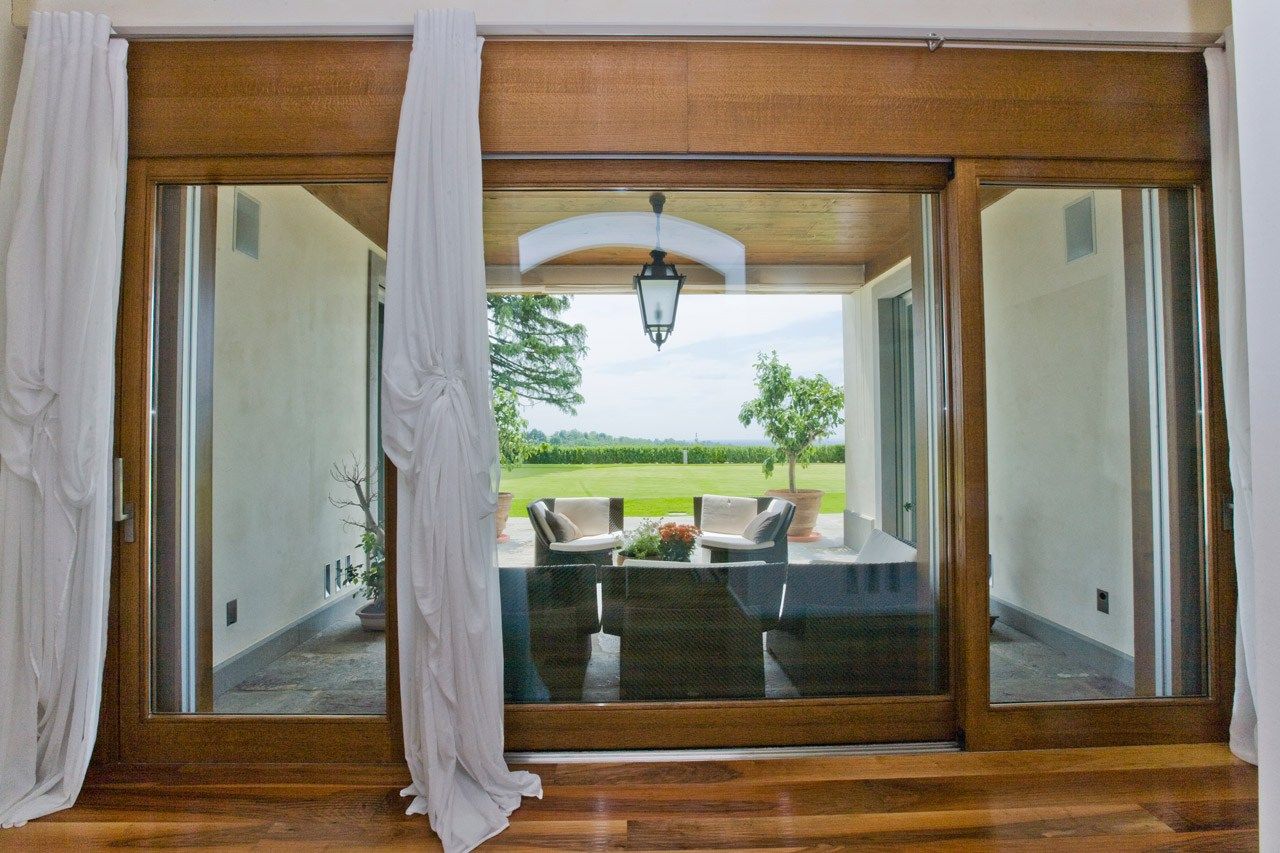 Деревянное раздвижное окно с термическим разрезом Capoferri Serramenti SC80-100 ARCH-00062678 - Вид №8