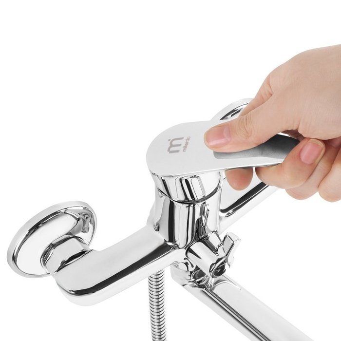 NIASBLCM10 Смеситель для ванны с длинным изливом с керамическим дивертором Milardo Niagara - Вид №1