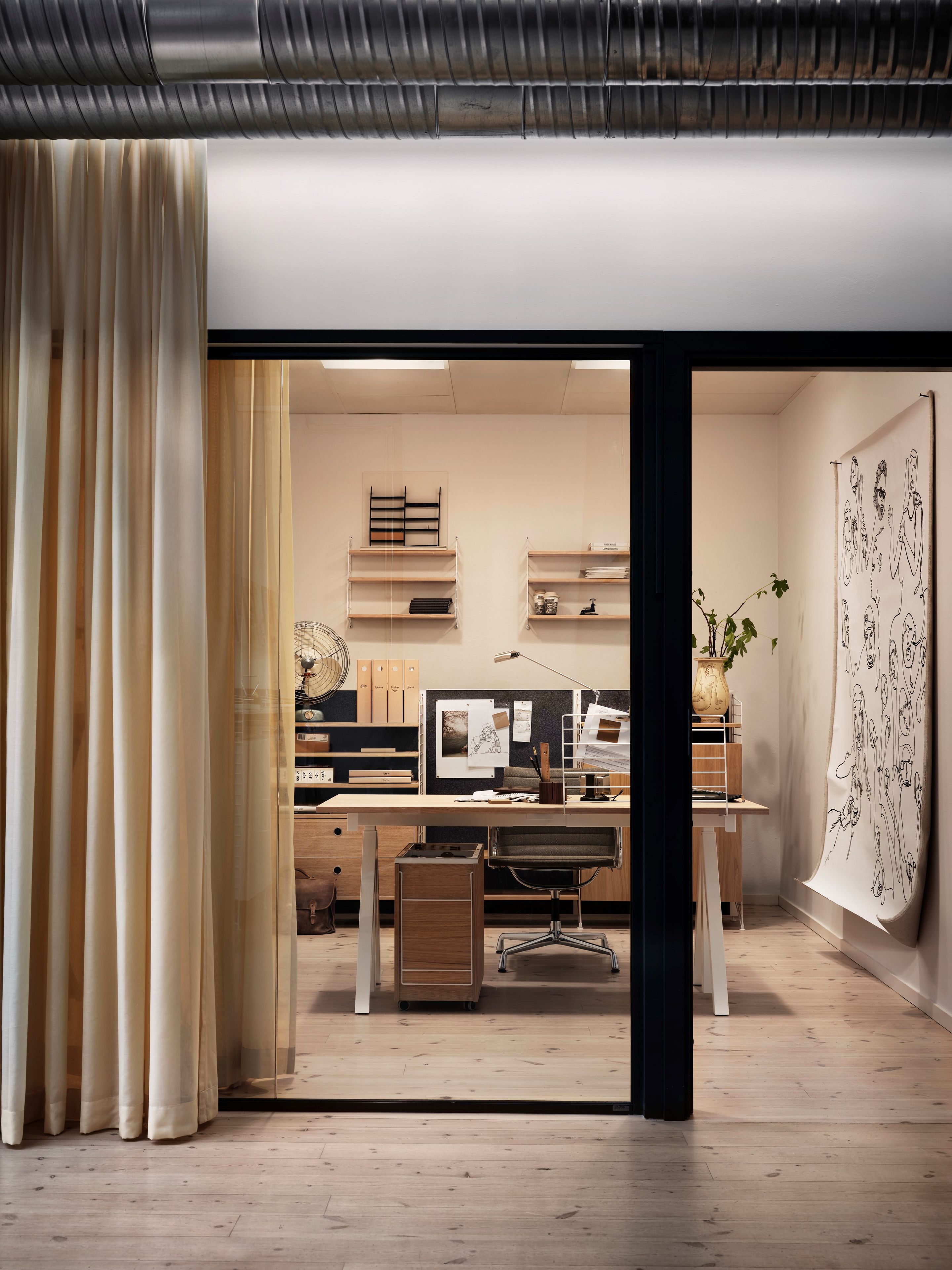 Стол с регулируемой высотой из стали и дерева String Furniture Работы ARCH-00016588 - Вид №6