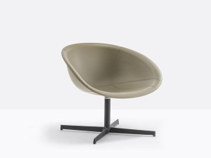 Кожаное кресло