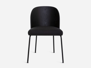 Стул с корпусом из ясеня и металлическими ножками