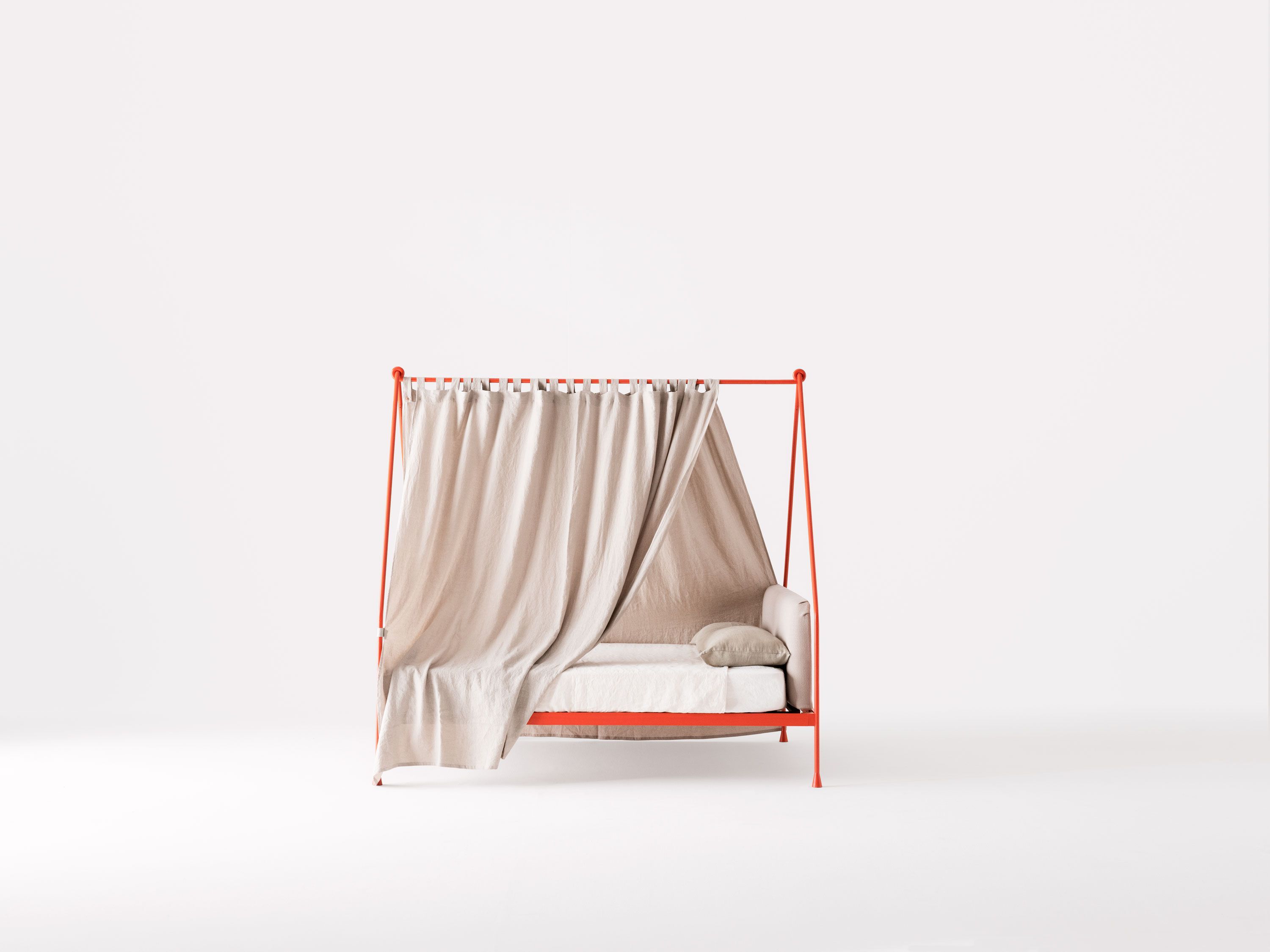 Двуспальная кровать из кованого железа с мягким изголовьем Lispi VETTA ARCH-00085027 - Вид №5