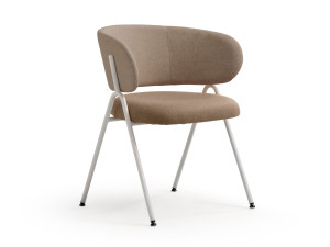 Мягкий стул с подлокотниками