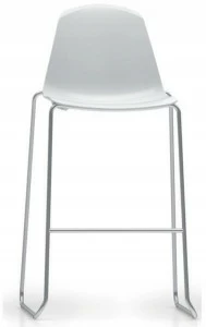 Luxy Стул из полипропилена, штабелируемый салазками Epoca