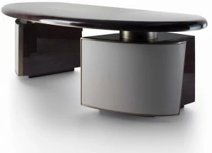 HUGUES CHEVALIER Стол из лакированного дуба Haussmann