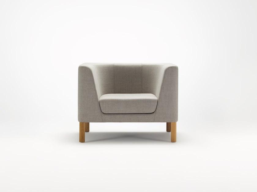 Ross Gardam Кресло из ткани с подлокотниками Tailored sun-id-1432815 - Вид №1