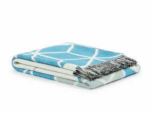 Плед с графическим рисунком из переработанной шерсти