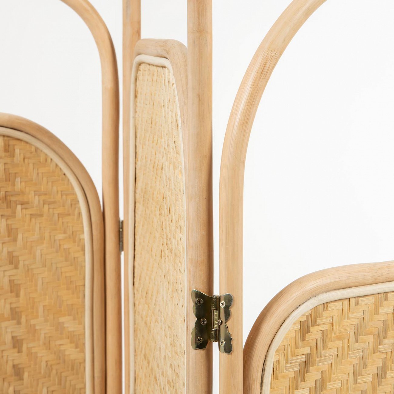 Межкомнатная ширма трехстворчатая 180х180 см бежевая Krysia от La Forma LA FORMA  00-3882148 Бежевый  - Вид №2