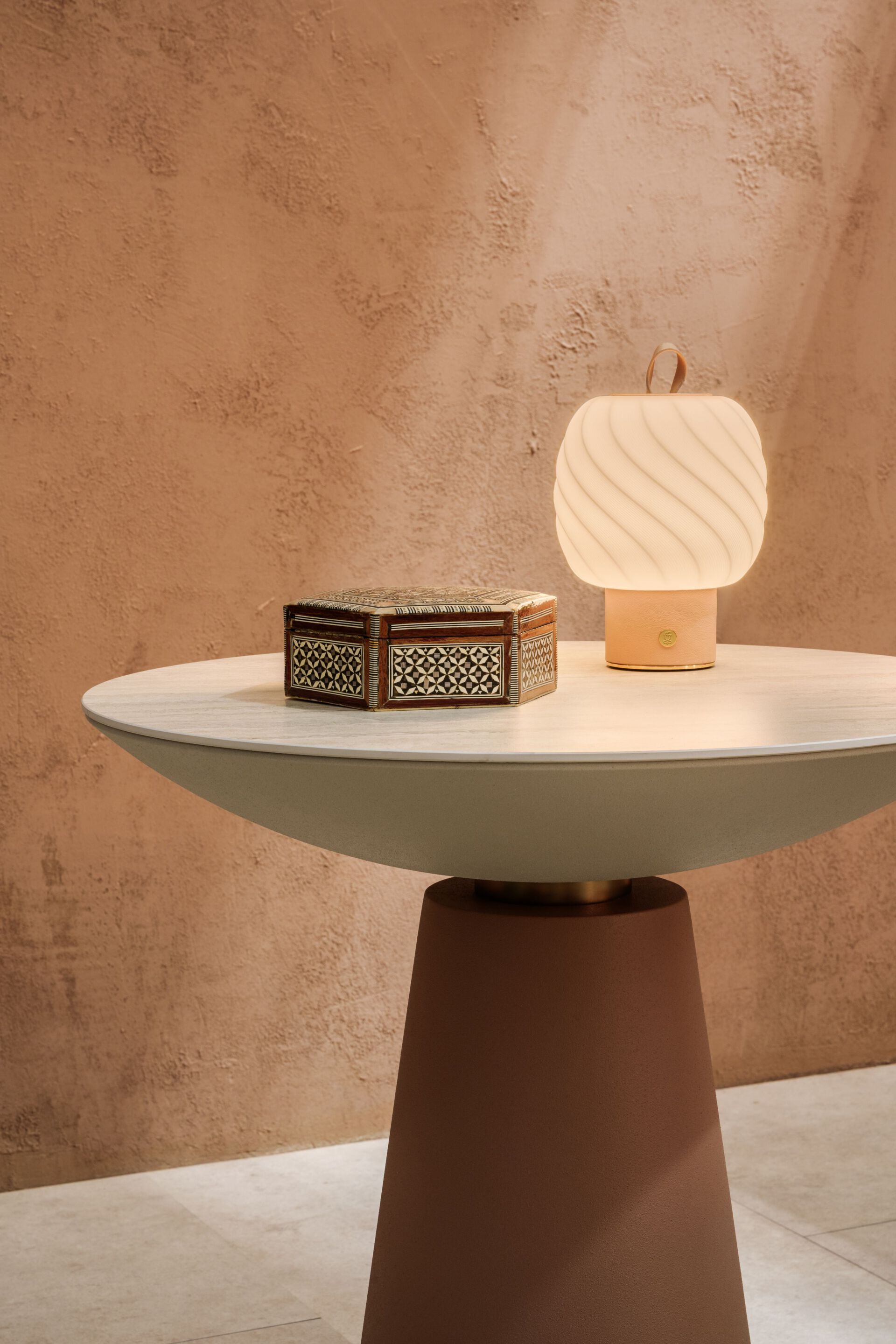 Высокий круглый журнальный столик Vismara Design ECLISSE ARCH-00064262 - Вид №4