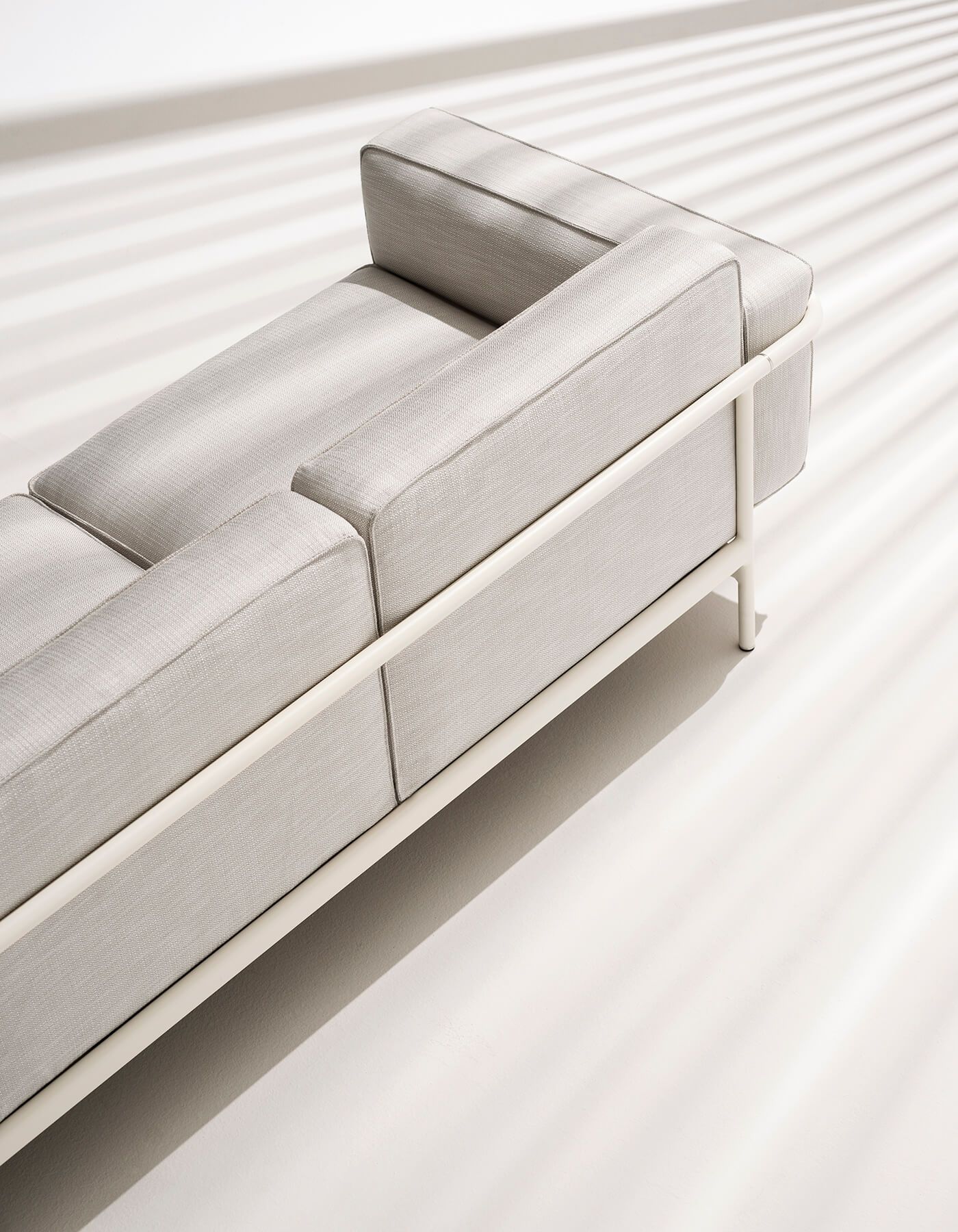 2-местный тканевый садовый диван RODA Extendo ARCH-00100079 - Вид №1