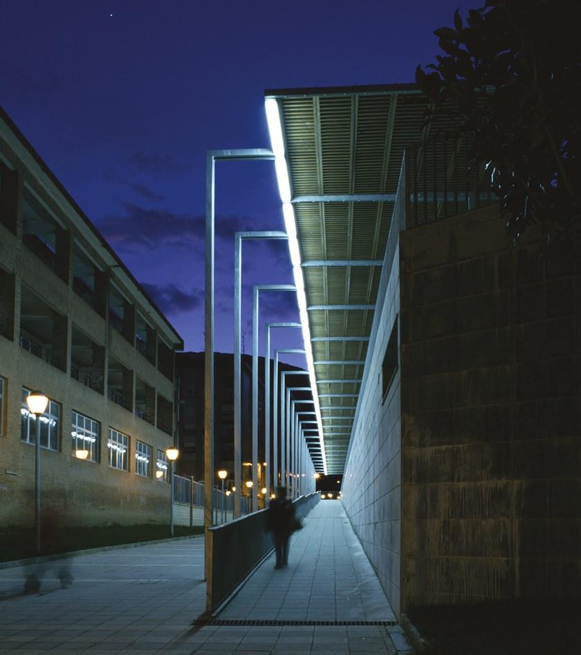 URBIDERMIS Пергола из стали и дерева с подсветкой Vía láctea sun-id-1371066 - Вид №1