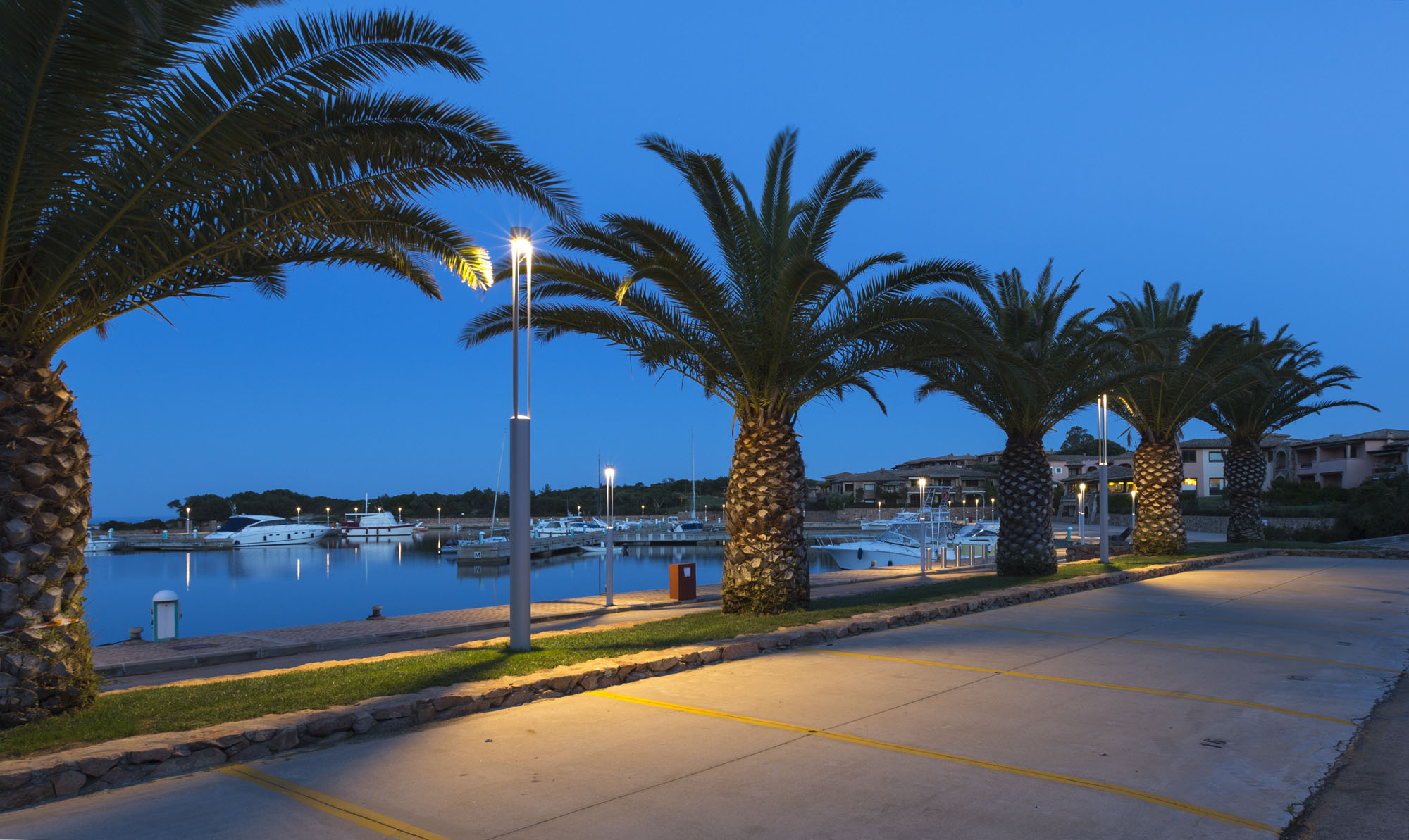 3333613 Уличное освещение  Platek TRIS  TRIS H. 3600 mm - 1 COB LED 3000K - Вид №2