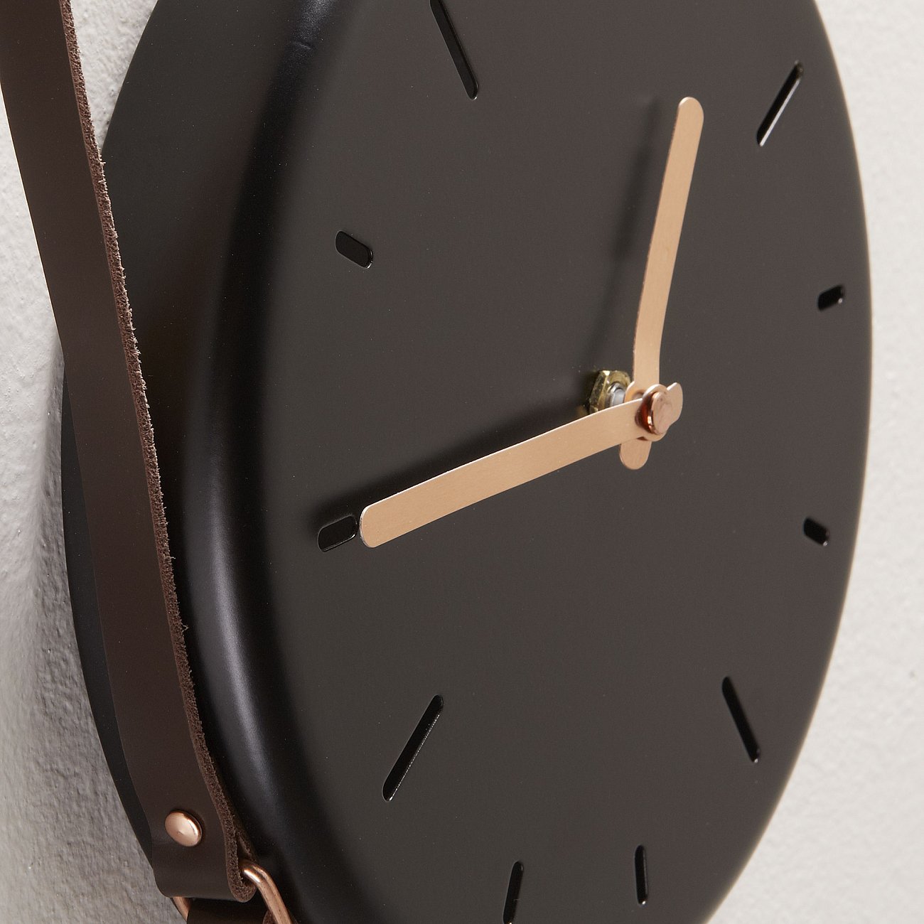 Часы настенные черные Wolly от La Forma LA FORMA WOLLY 344221 Черный  - Вид №1