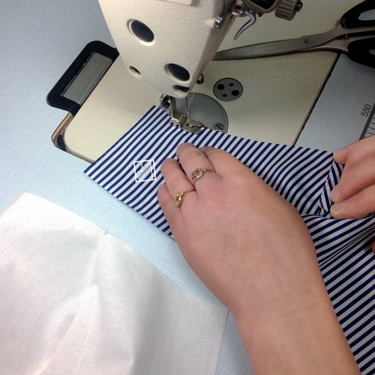 VLDW330 Маска повязка защитная дизайнерская на лицо Santreyd  - Вид №4