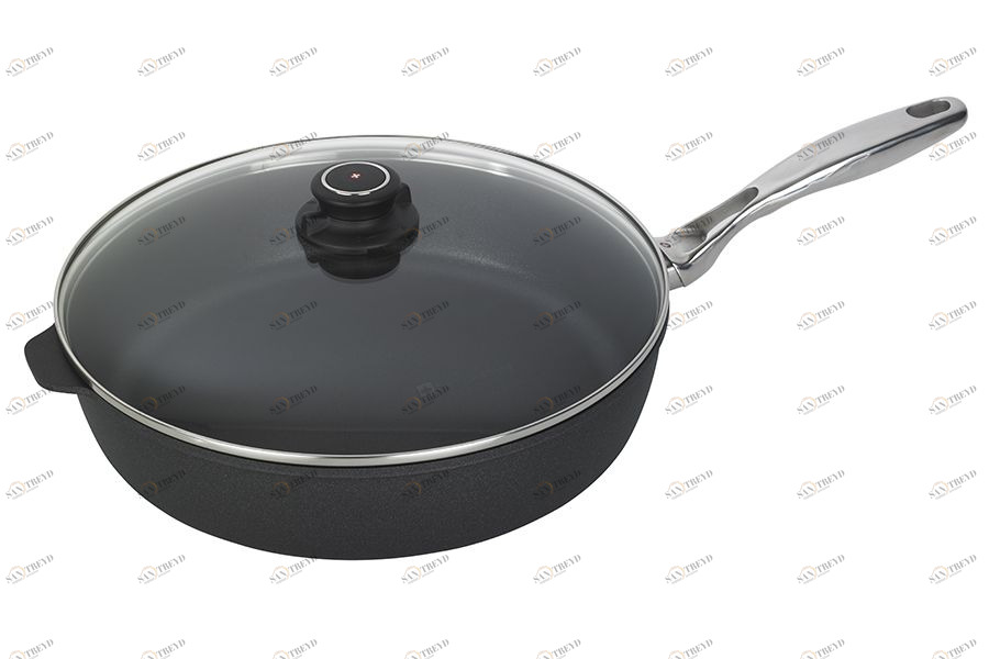 Сотейник индукционный Swiss Diamond со стеклянной крышкой и металлической ручкой, Ø32 см XD6732IC