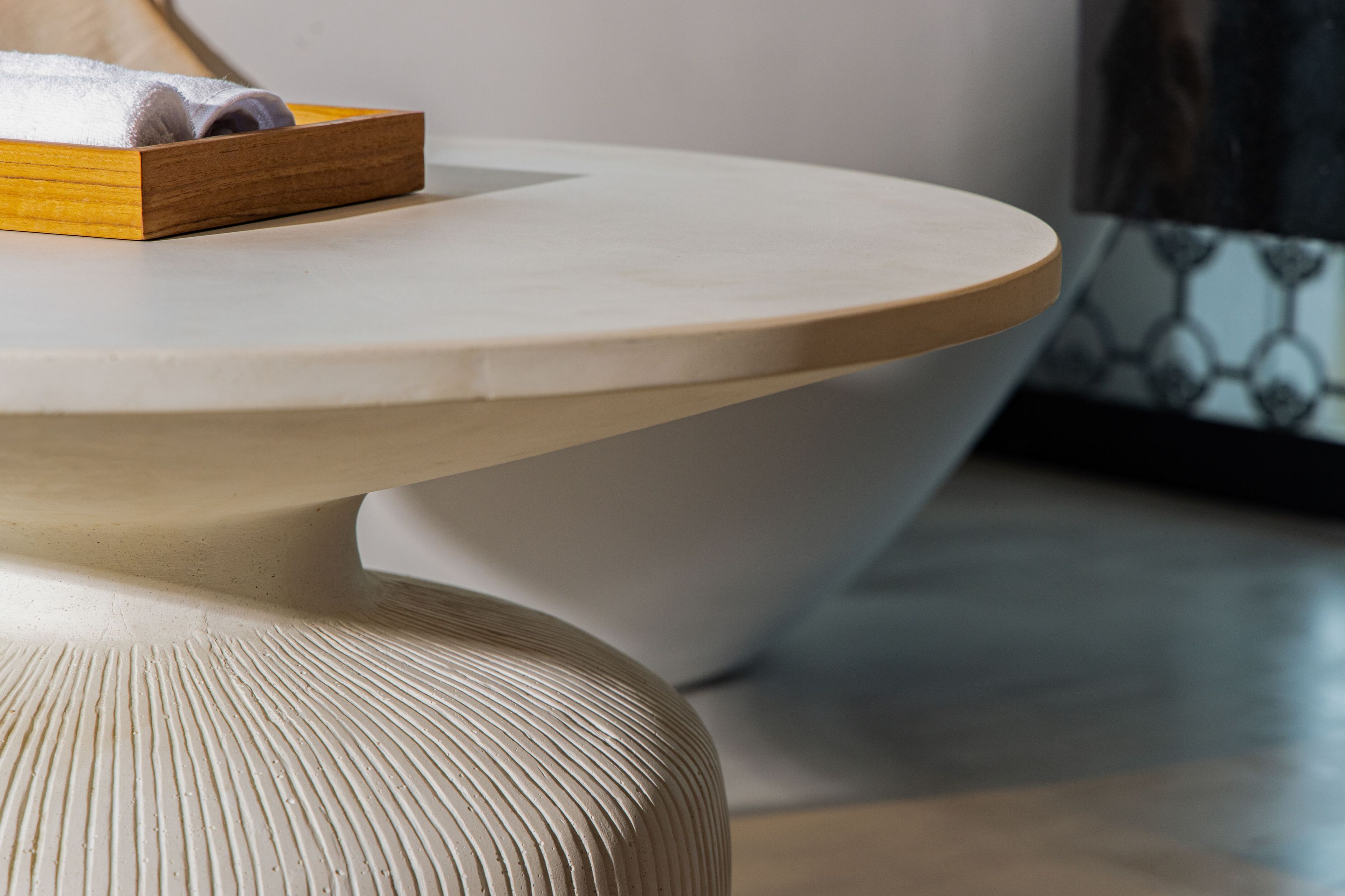 Круглый журнальный столик из волокнистого бетона cbdesign Space ARCH-00033654 - Вид №2