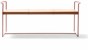 EPÒNIMO Скамейка из окрашенной стали и кожи New outline Ol003