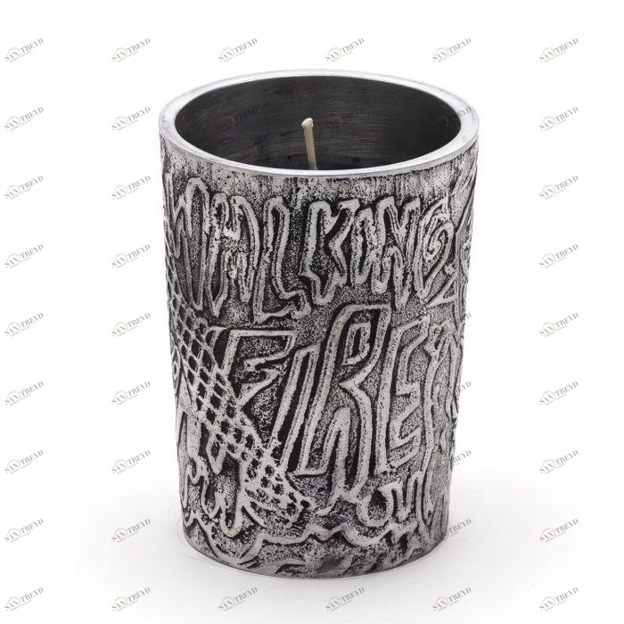 Свеча в алюминиевом подсвечнике 10,8х8 см черная Walking on fire SELETTI  00-3883352 Черный 