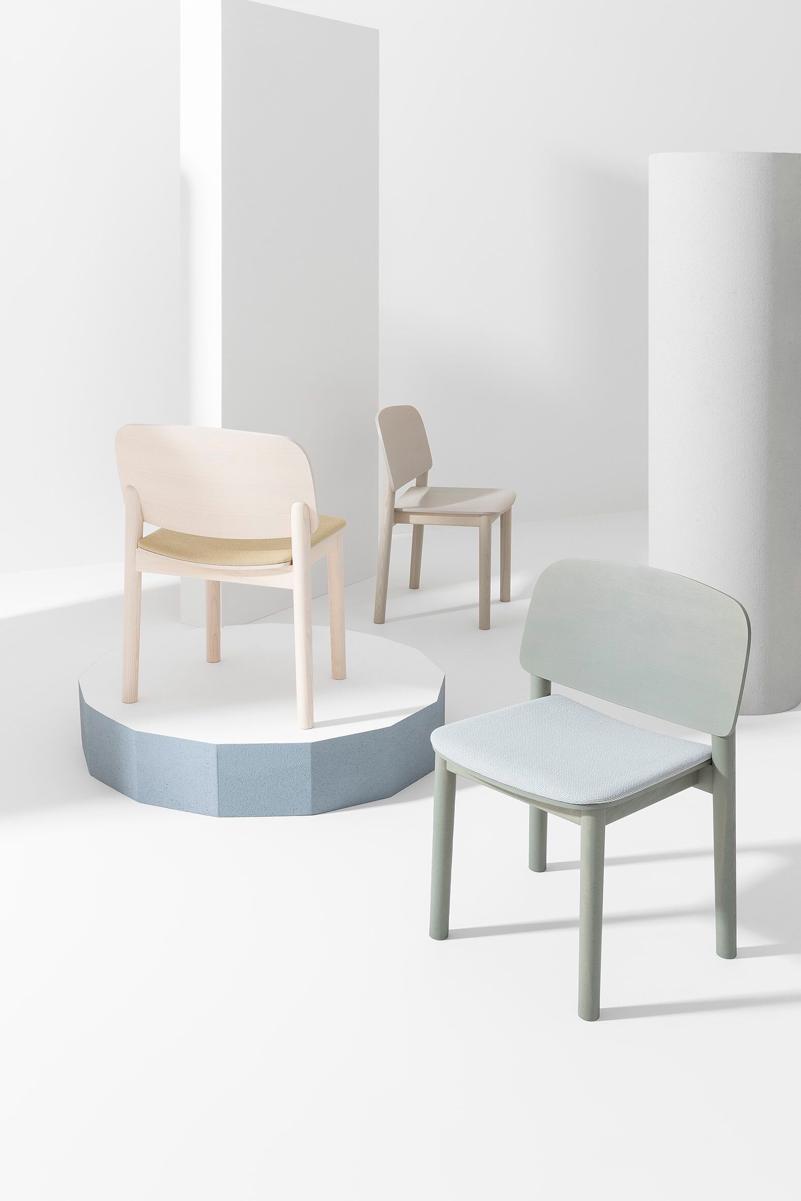 Штабелируемый стул из ясеня с мягким сиденьем Billiani ARCH-00120784 - Вид №1