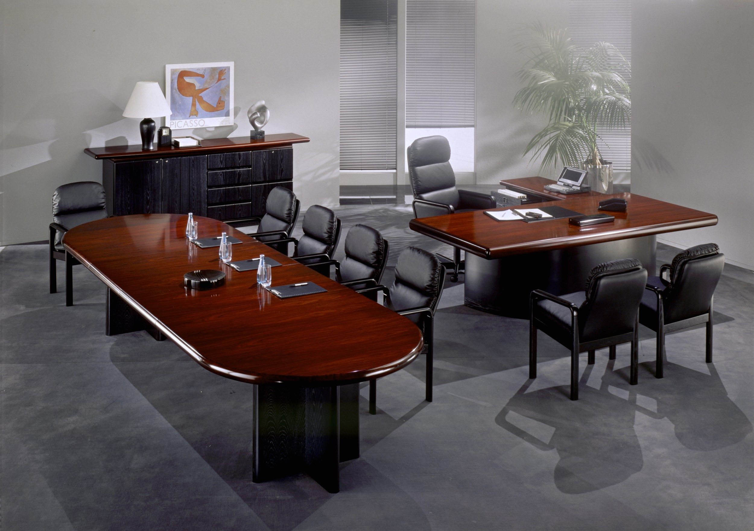 Классический стиль деревянный офисный шкаф Dyrlund 8915 ARCH-00142839 - Вид №1