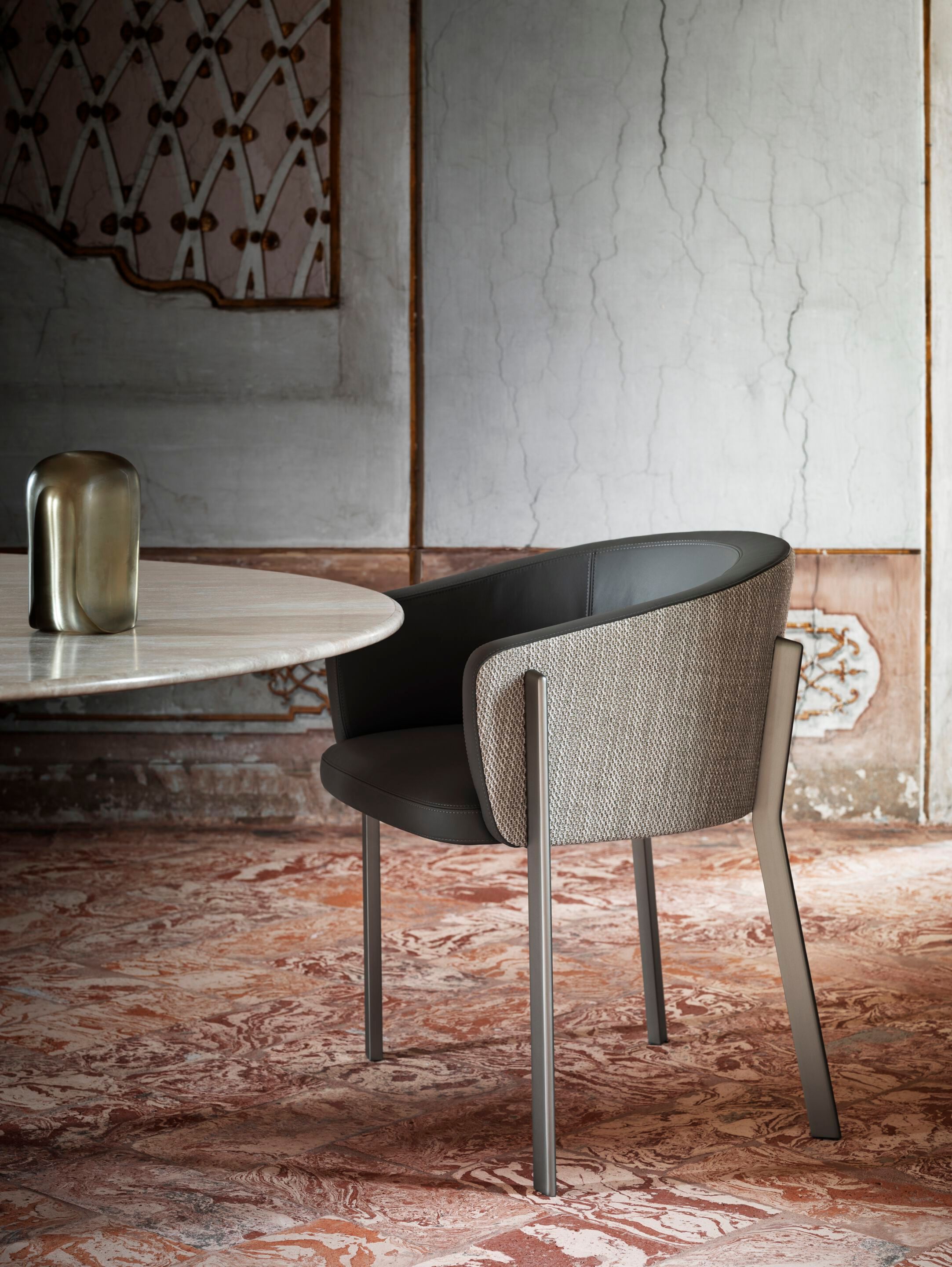 Мягкий стул из латуни с подлокотниками GHIDINI1961 ARCH ARCH-00031429 - Вид №1