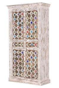 Сервант из манго с распашными дверцами