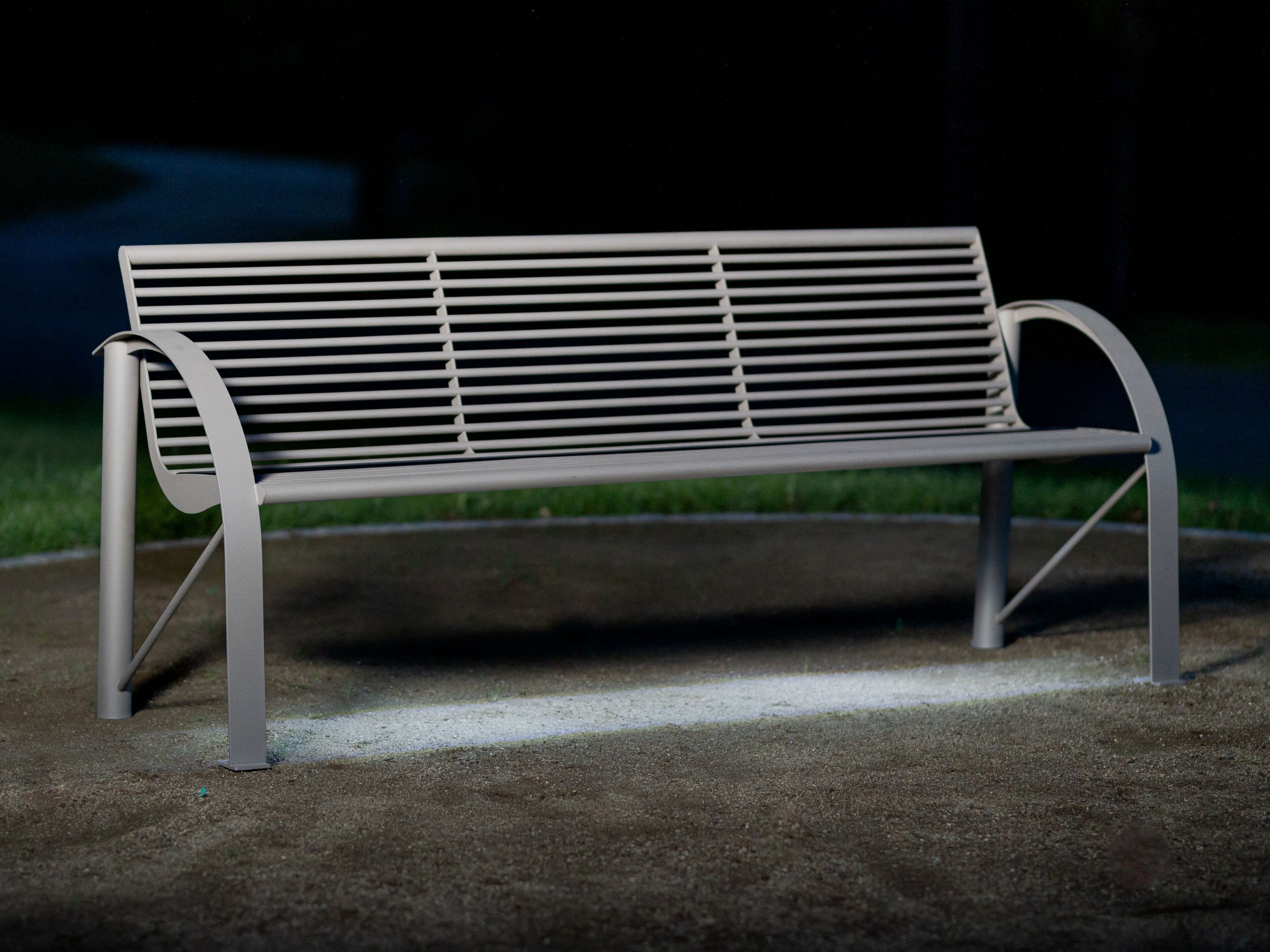 Скамья из нержавеющей стали со встроенным освещением BENKERT BANKE Siardo ARCH-00028607