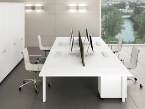 Bralco Несколько рабочих станций с системой управления кабелями Gate