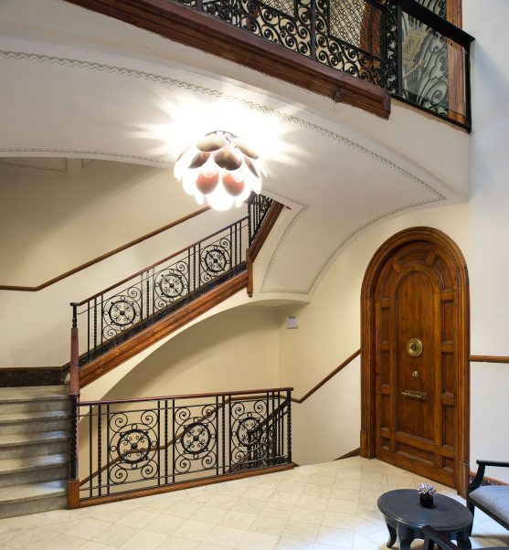 086405 Потолочный светильник C88 черно-золотой Marset Discoco  - Вид №1